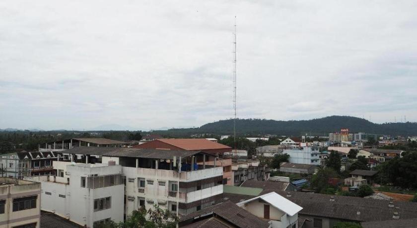 Regent Room Hotel Surat Thani Exteriör bild