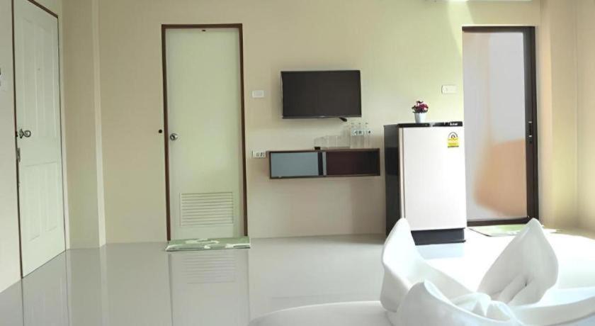 Regent Room Hotel Surat Thani Exteriör bild